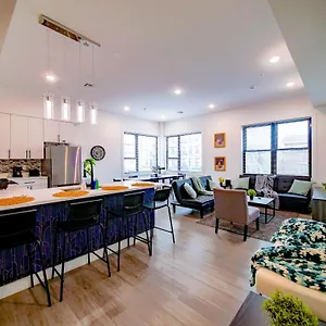 luxurious-2-bed-close-to-nyc.us-newyorkcity.com/