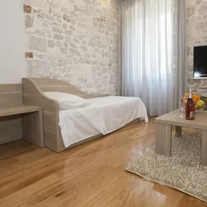 Tifani Luxury 2 Split